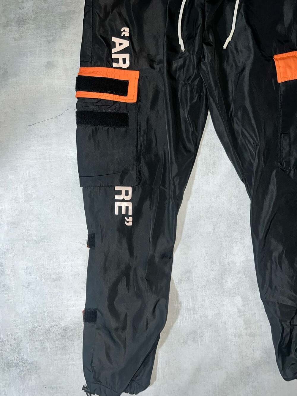 U-ROY Streetwear Tactical Cargo Jogger Pants with Velcro Straps - Picture 2 of 4